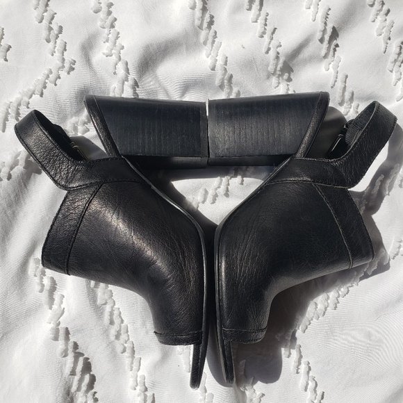 Le Chateau Genuine Leather Slingbacks Size 8 - Picture 1 of 4